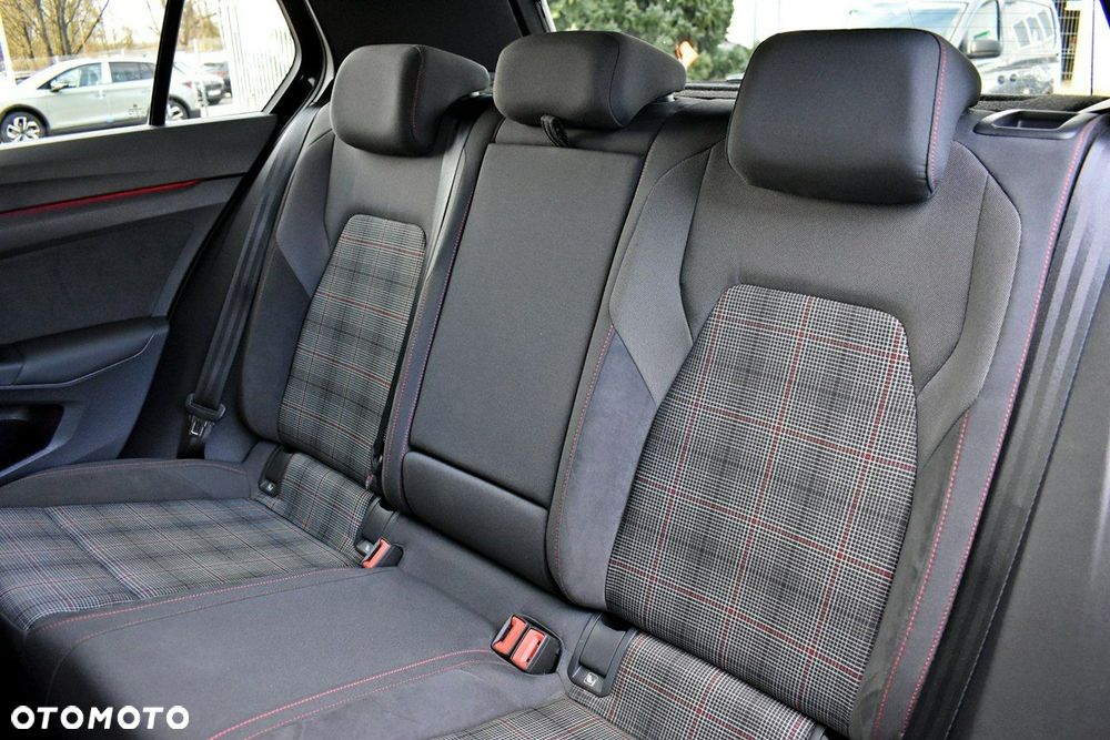 Volkswagen Golf 2.0 TSI GTI DSG - 12