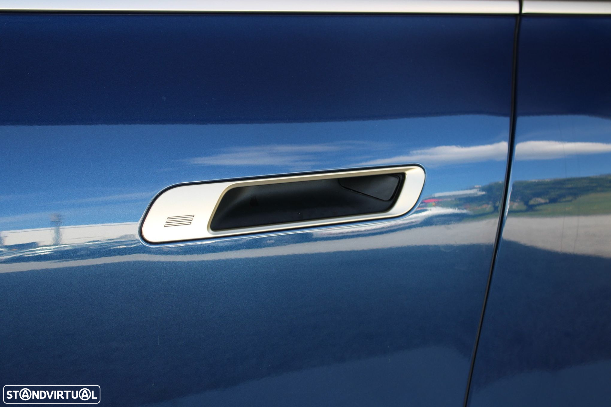 BMW iX xDrive 50 Pack Desportivo - 17
