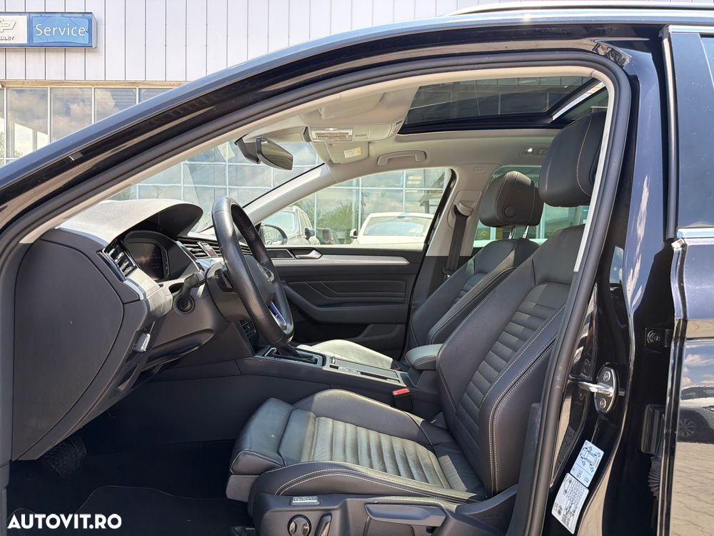 Volkswagen Passat - 13