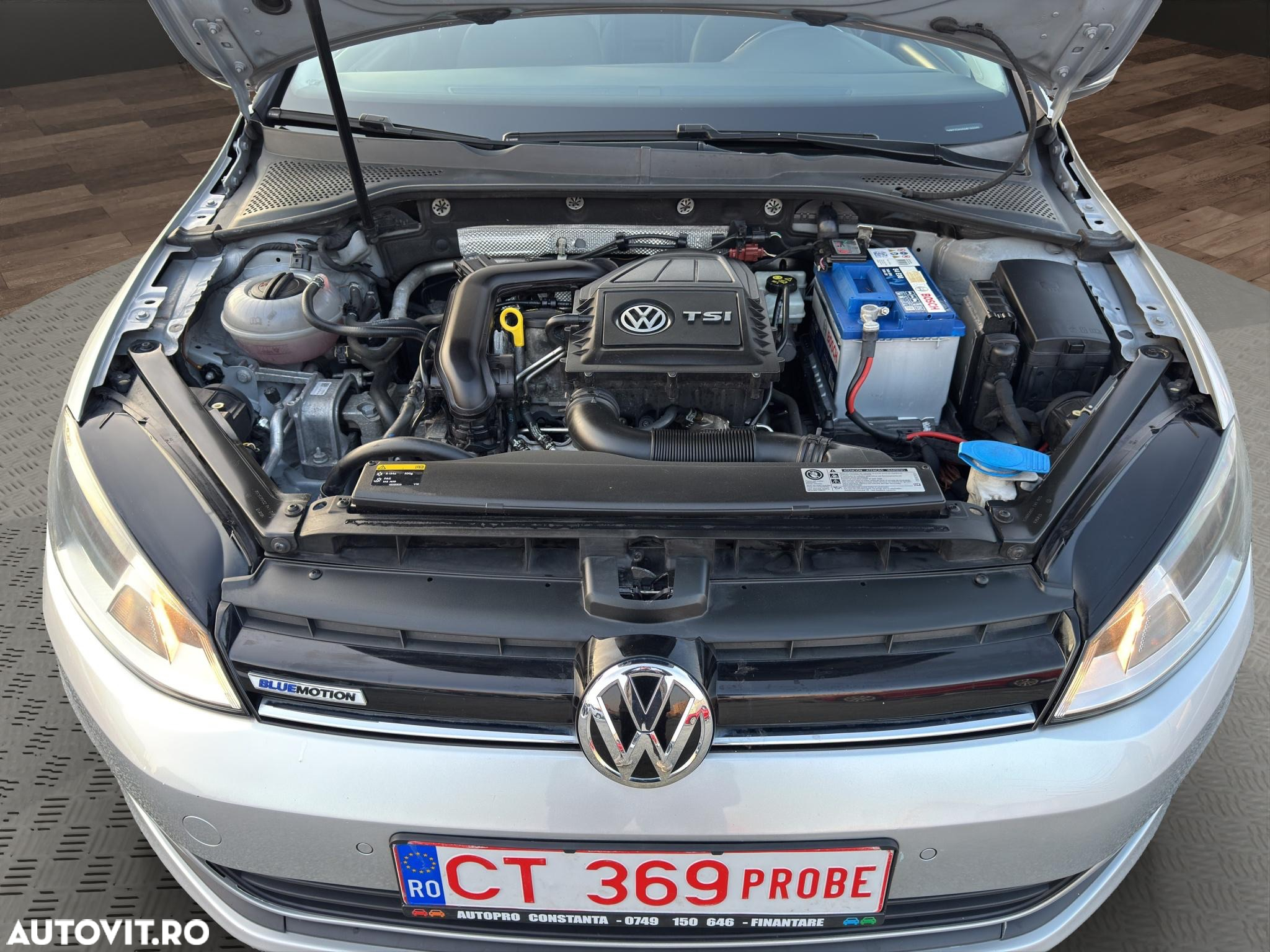 Volkswagen Golf 1.0 TSI BlueMotion DSG Comfortline - 16
