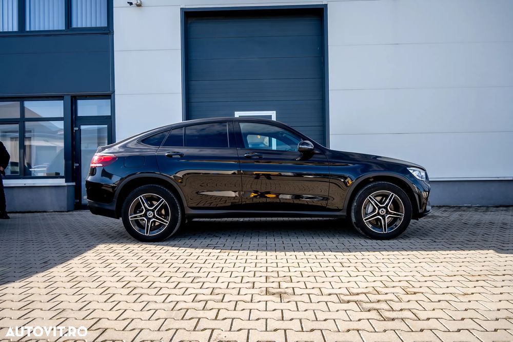 Mercedes-Benz GLC Coupe 300 de 4Matic 9G-TRONIC AMG Line - 7