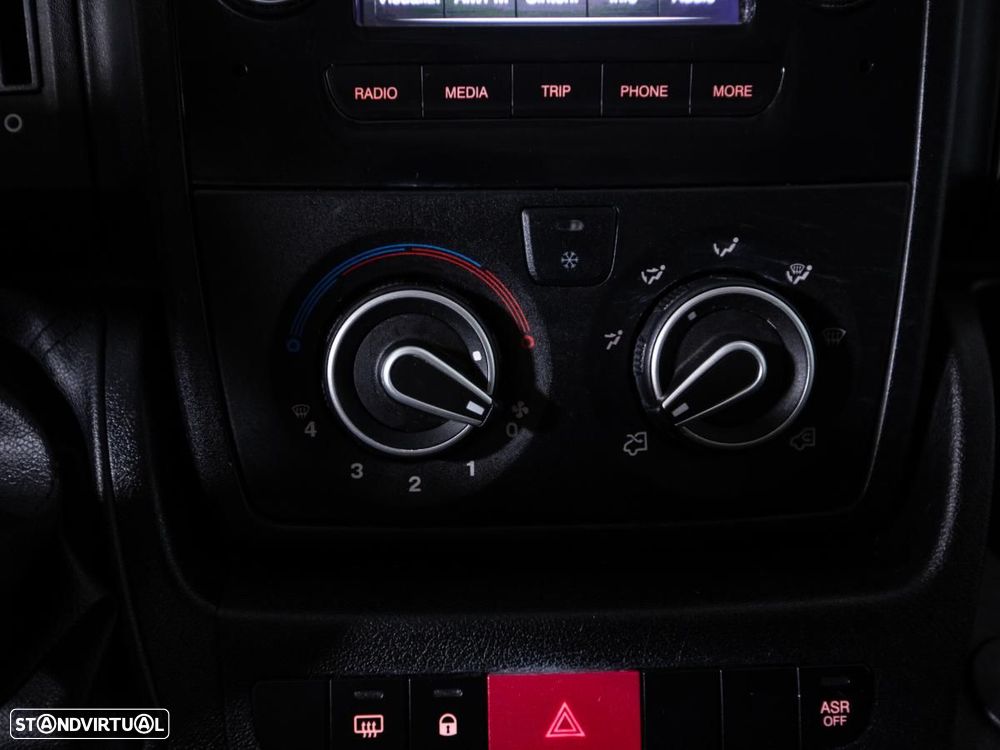 Peugeot Boxer 2.2 BlueHDi 333 L2H1 Premium 3L c/IVA - 16