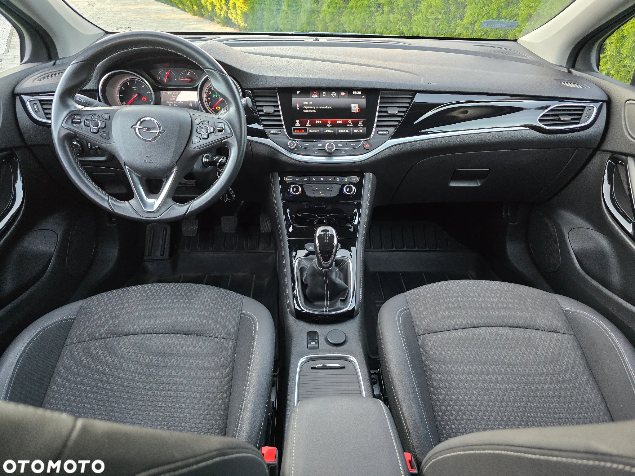 Opel Astra V 1.0 T Dynamic S&S - 16