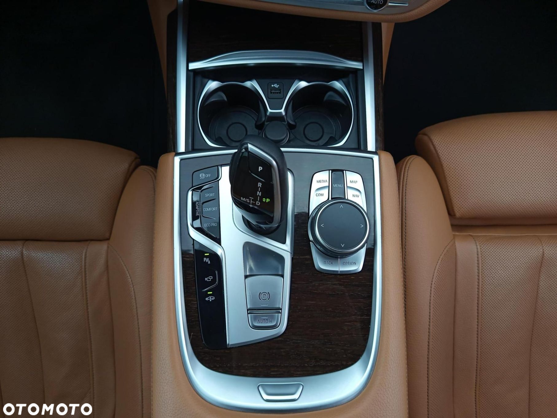 BMW Seria 7 - 18