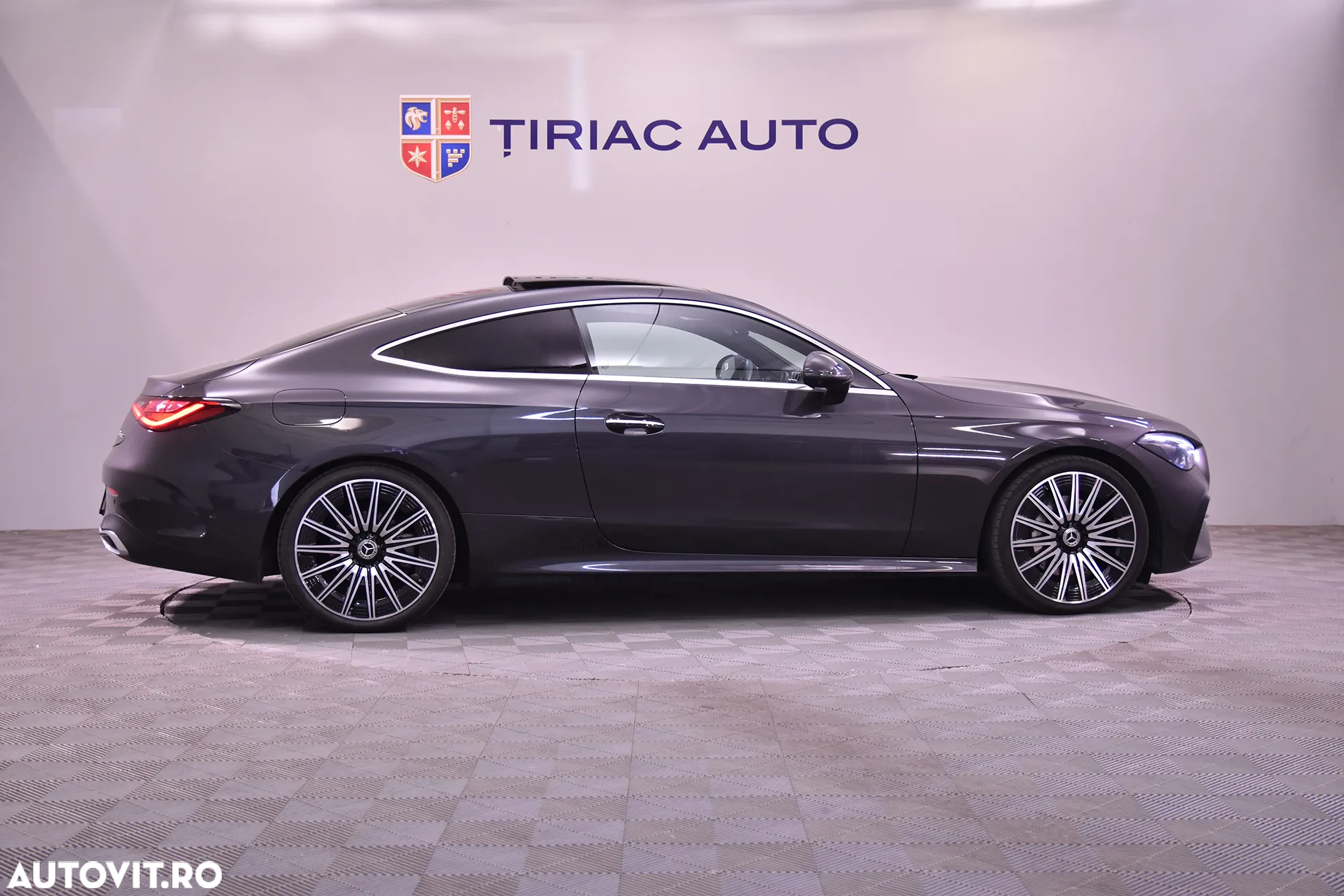 Mercedes-Benz CLE 300 4MATIC Coupe Aut. MHEV - 6