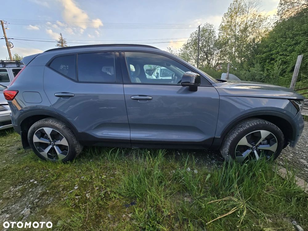 Volvo XC 40 - 2