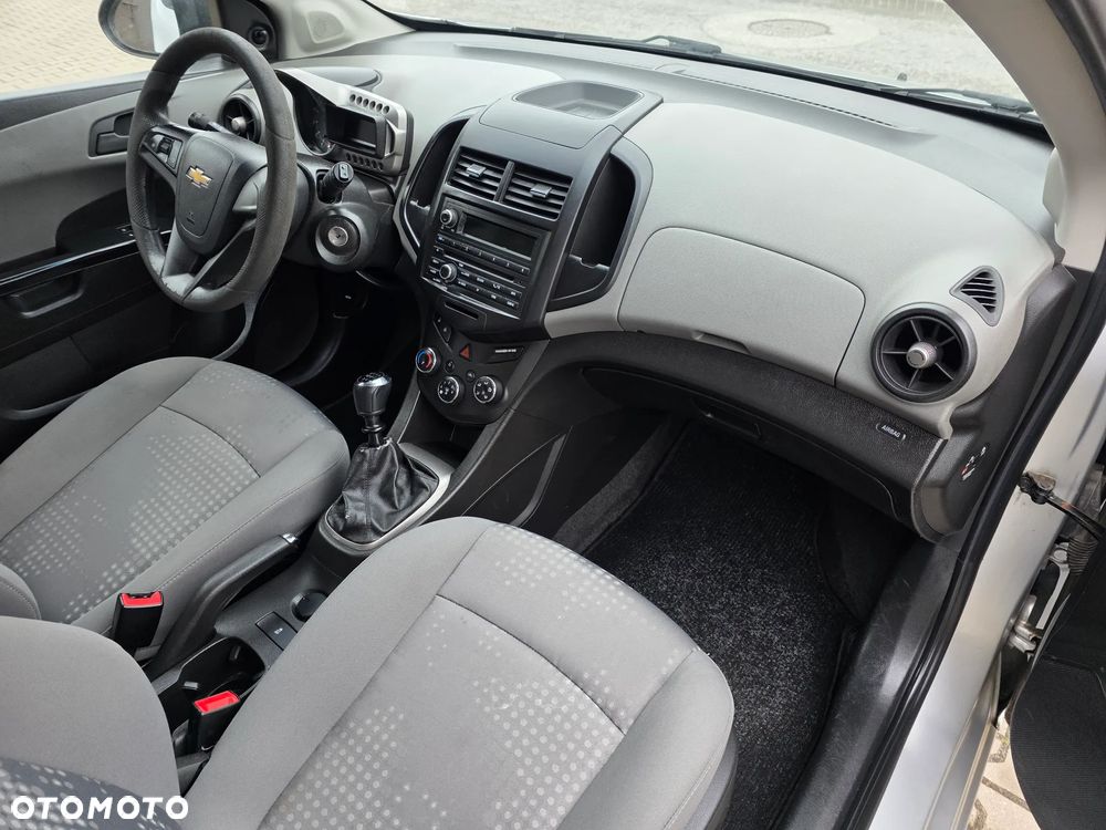 Chevrolet Aveo 1.2 LS - 3