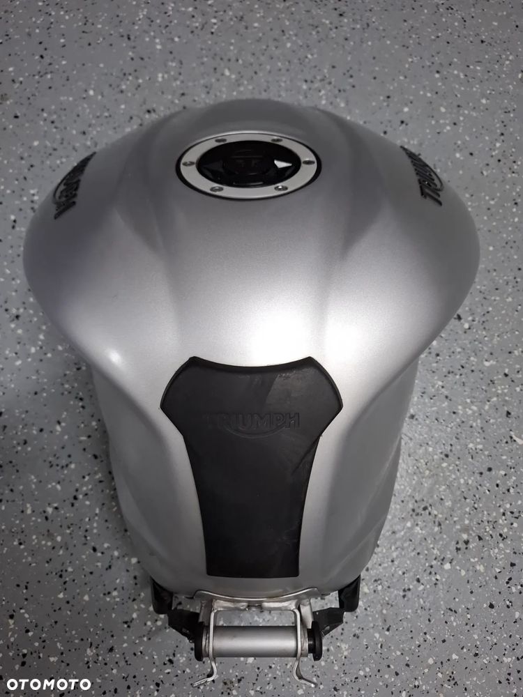 Triumph Street Triple 765 zbiornik bak - 3
