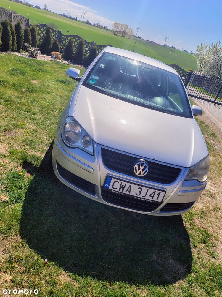 Volkswagen Polo - 1