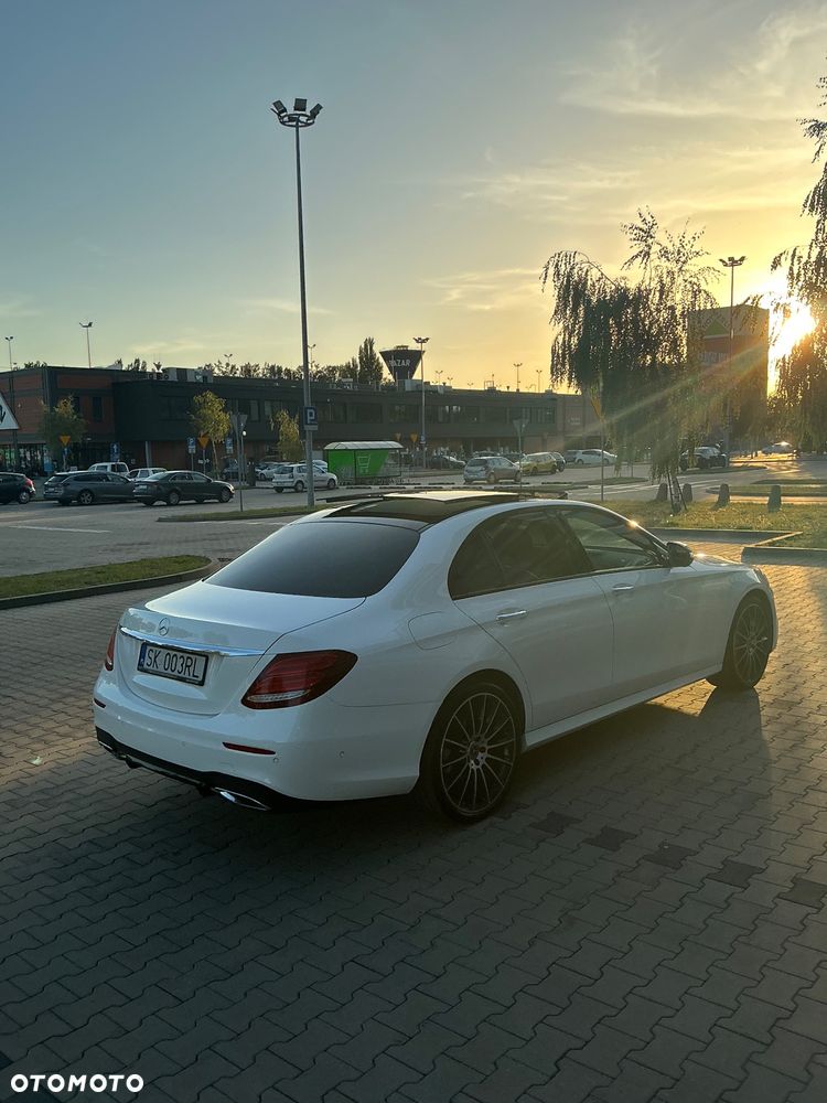 Mercedes-Benz Klasa E 220 d 4-Matic AMG - 38
