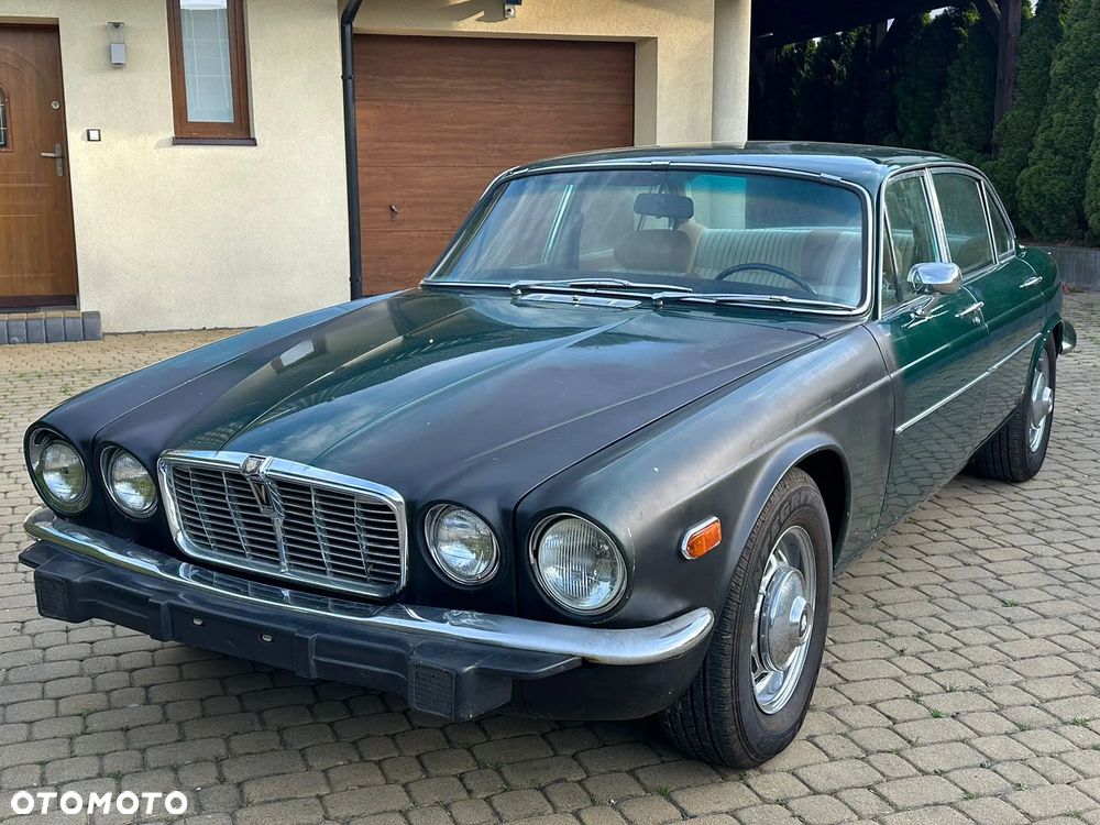 Jaguar XJ - 37
