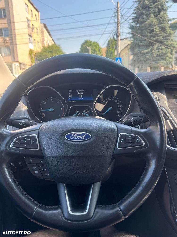 Ford Focus - 7