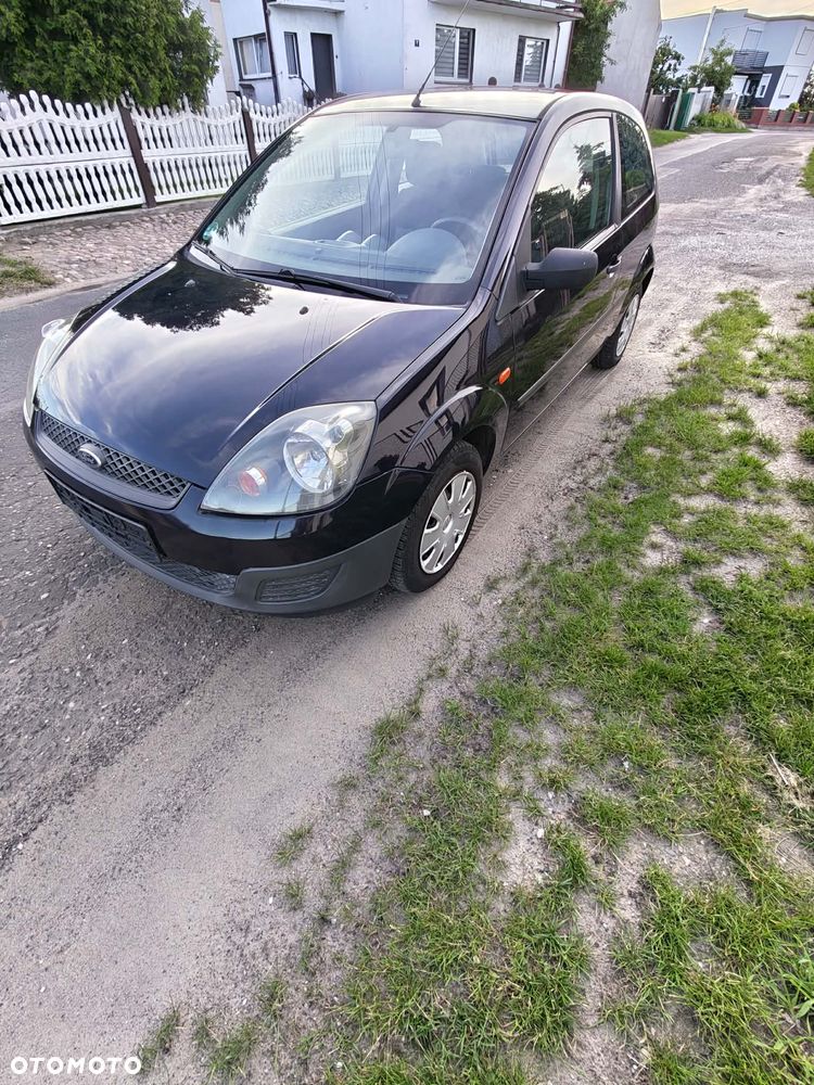 Ford Fiesta - 2