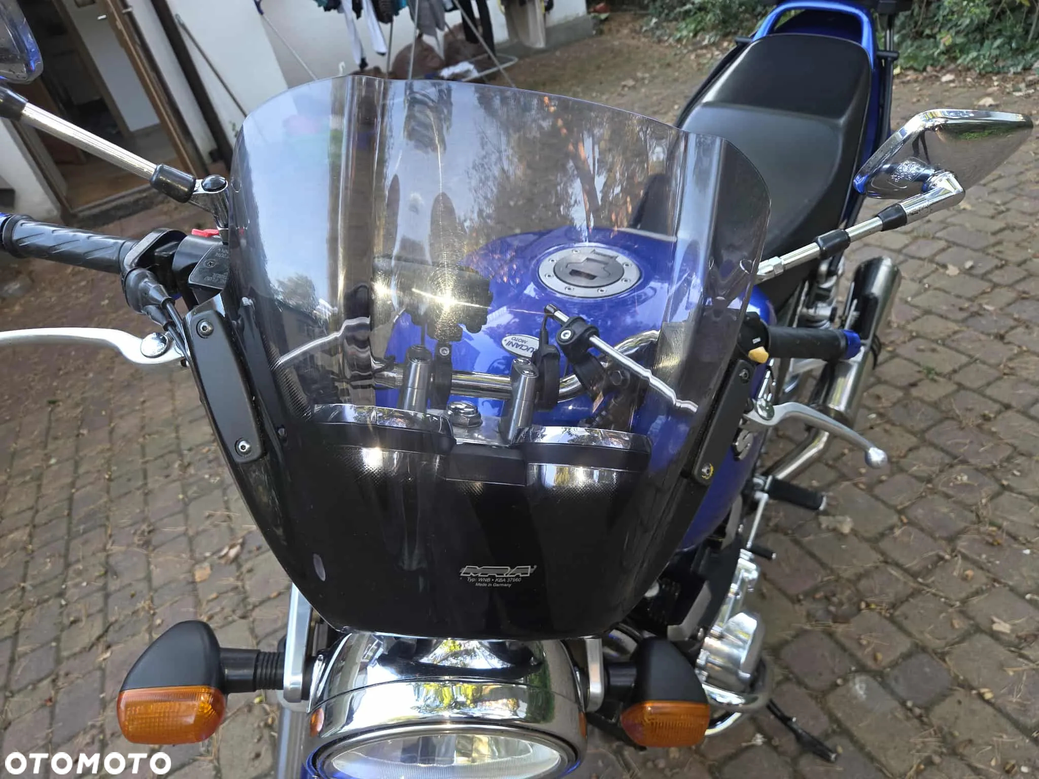 Suzuki GSX - 13