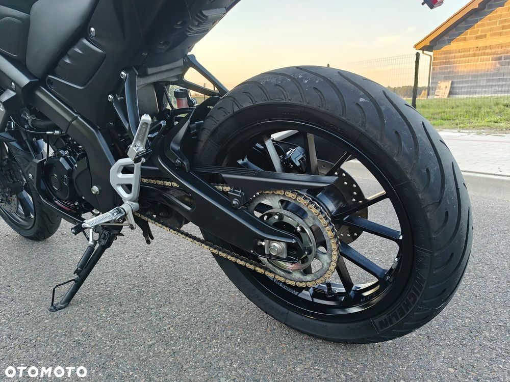 Yamaha MT - 18
