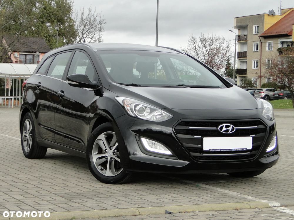 Hyundai i30 Kombi 1.6 CRDI Premium - 2