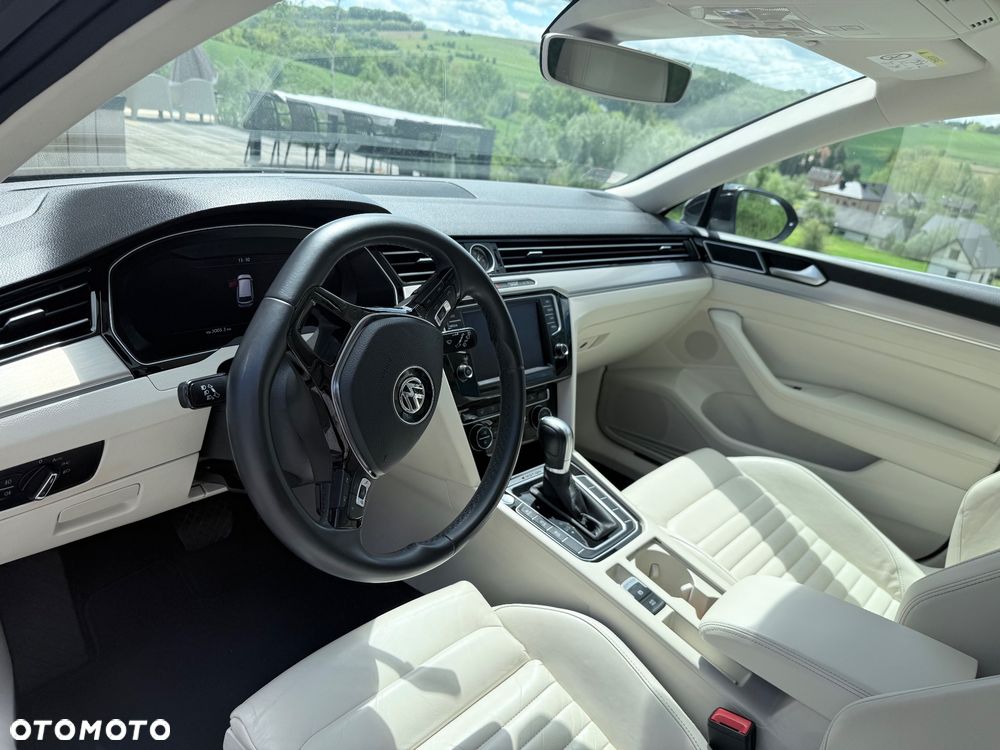 Volkswagen Passat - 7