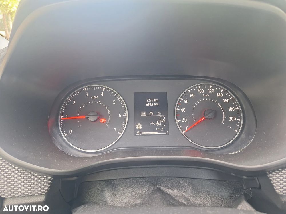 Dacia Logan ECO-G 100 MT6 Expression - 24