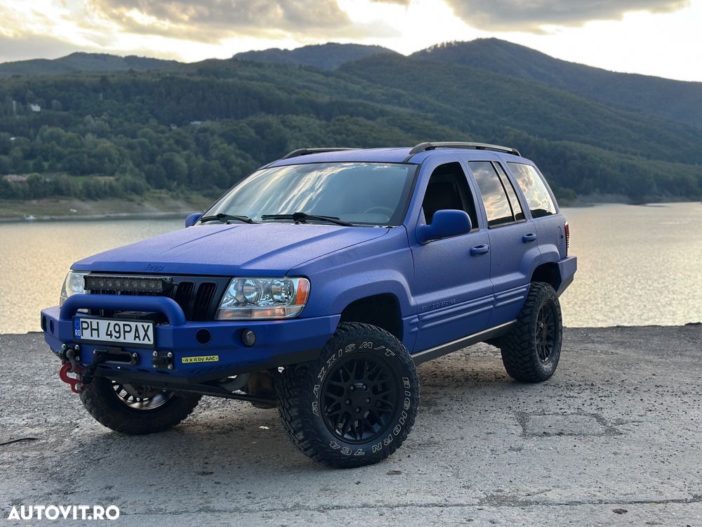 Jeep Grand Cherokee - 1