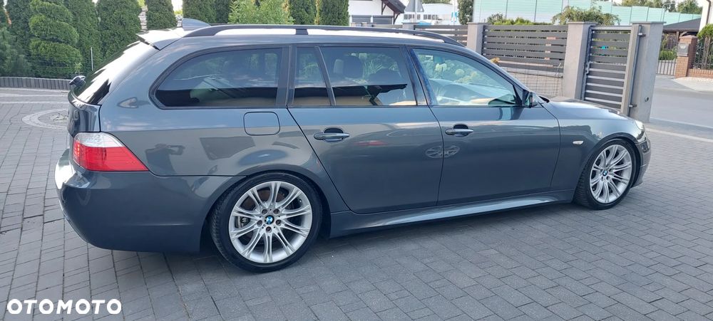 BMW Seria 5 525d Edition Sport - 28