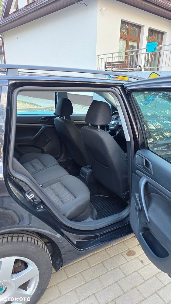 Skoda Octavia 1.4 TSI Ambiente - 10