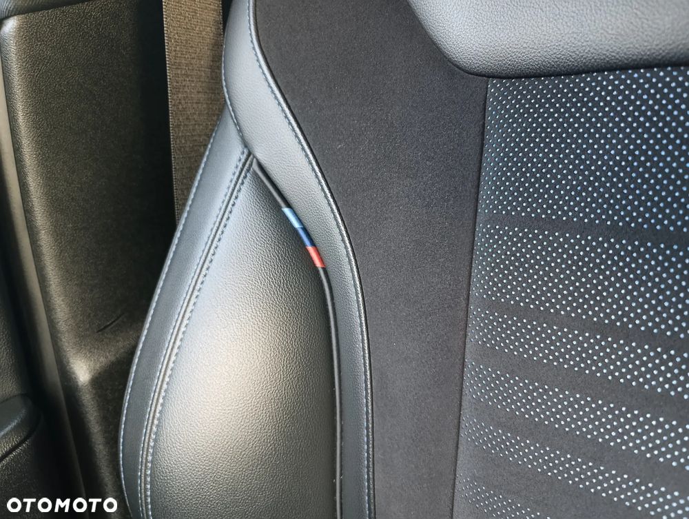 BMW Seria 3 330i M Sport sport - 34