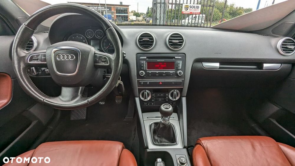 Audi A3 Sportback - 16