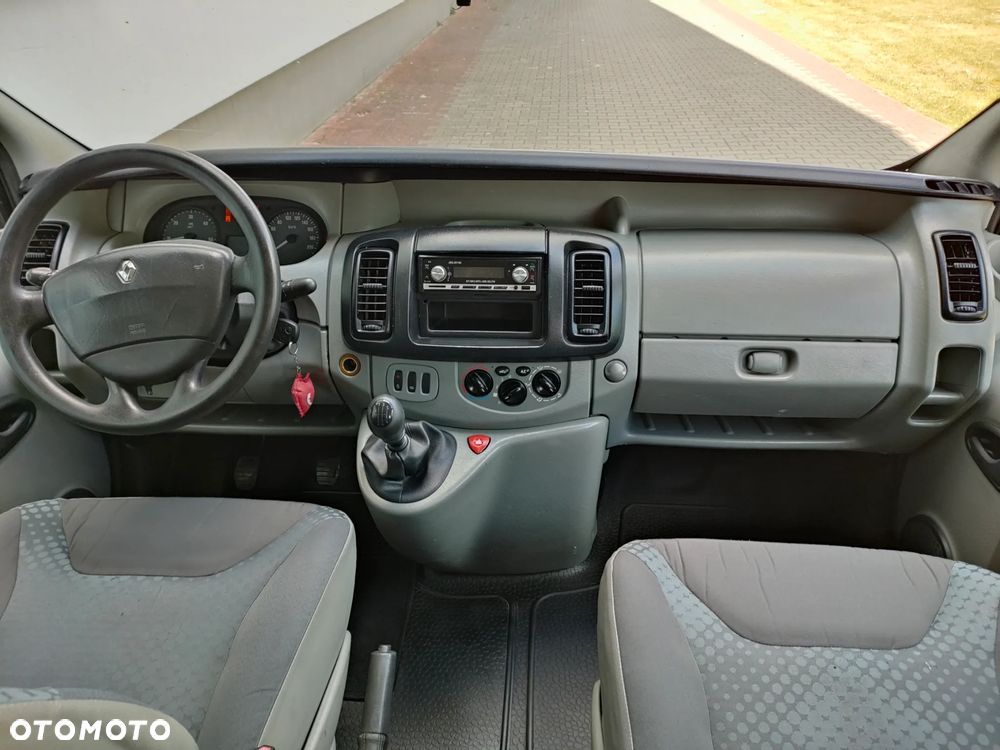 Renault Trafic brygadówka long - 13