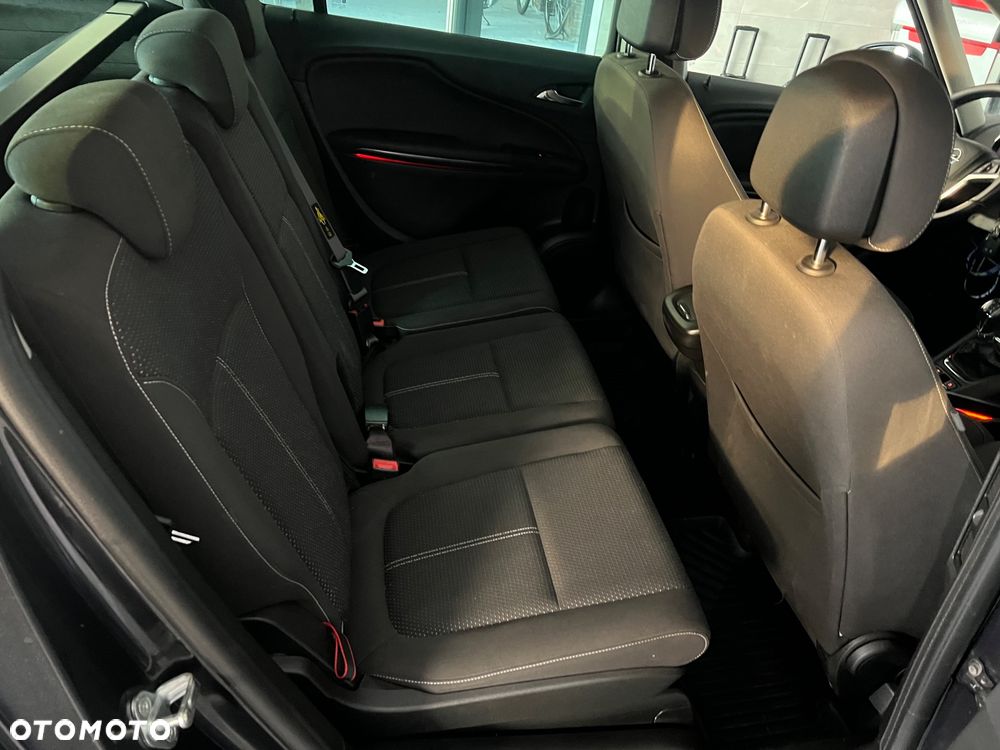 Opel Zafira - 23