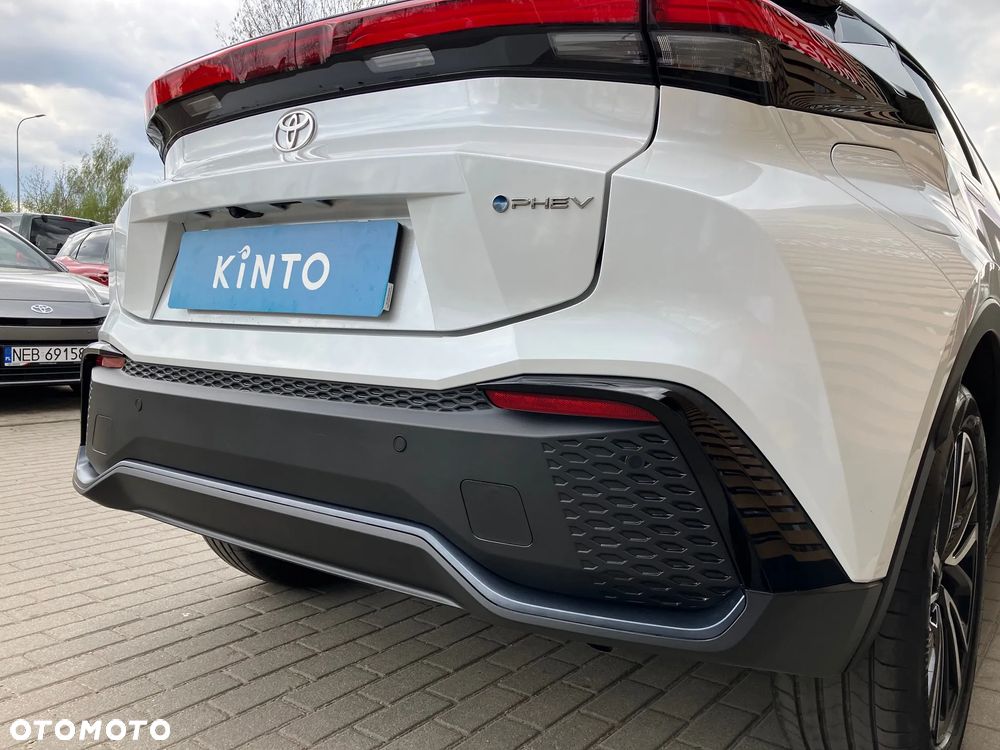 Toyota C-HR 2.0 PHEV Dynamic Force Executive - 11