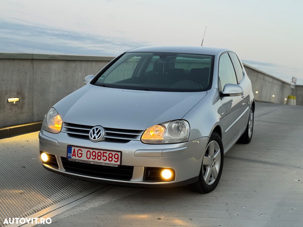 Volkswagen Golf 2.0 TDI DPF DSG United - 32