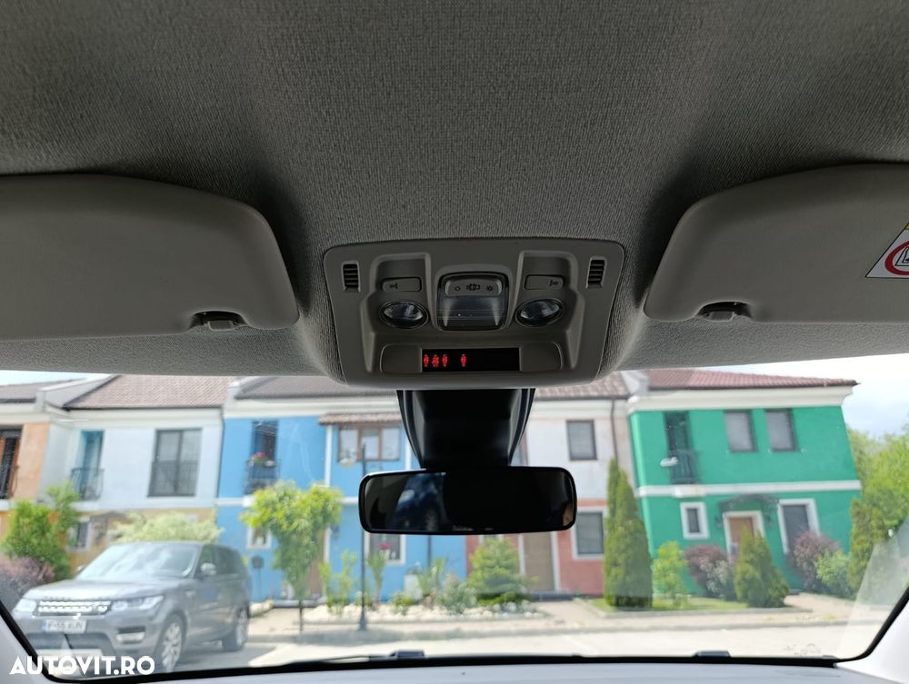 Citroën C3 1.2 PureTech S&S BVM5 Shine - 18