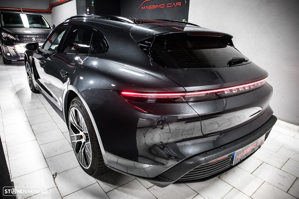 Porsche Taycan Sport Turismo Standard - 13
