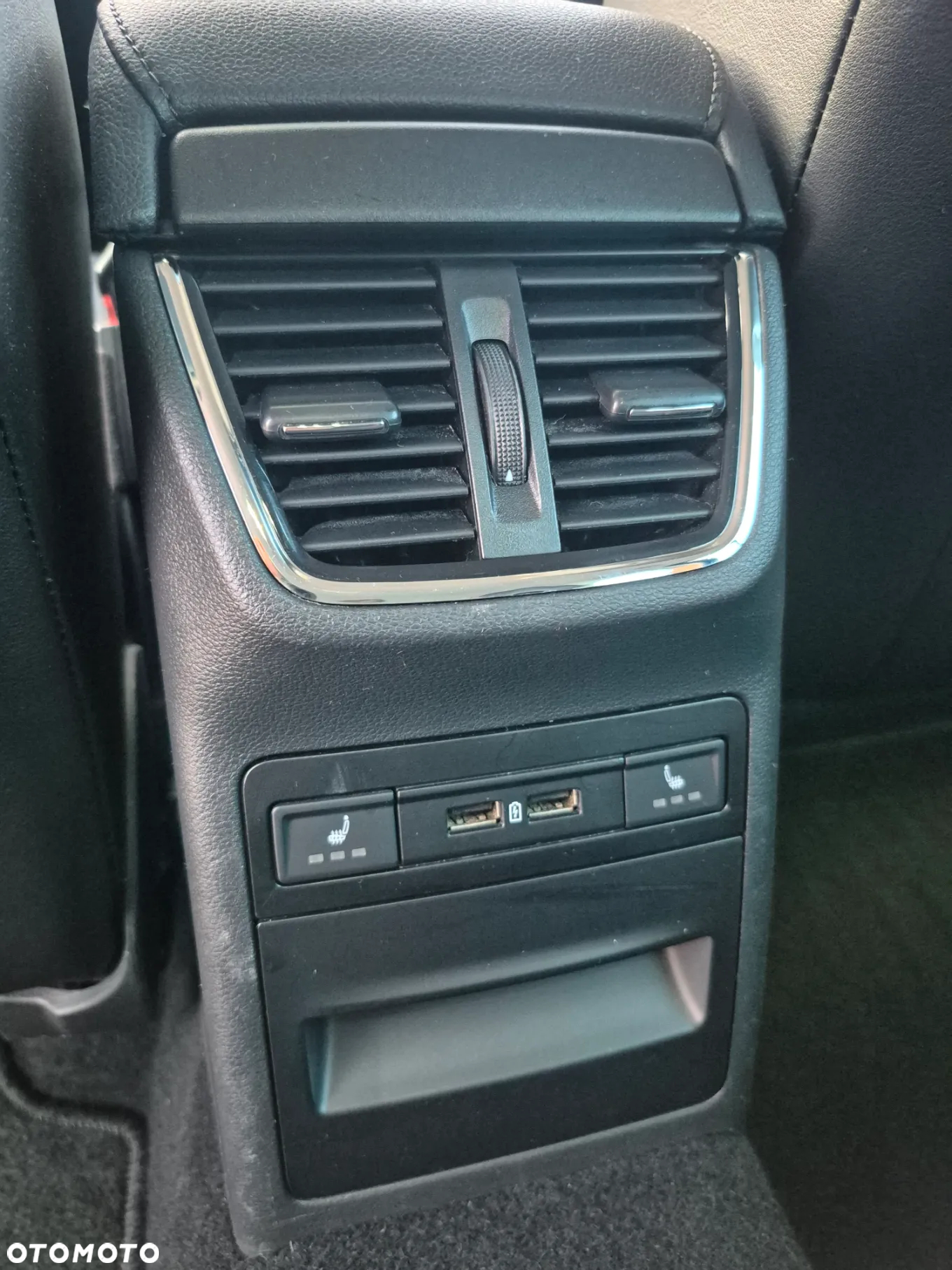 Skoda Octavia 2.0 TDI Elegance DSG - 26