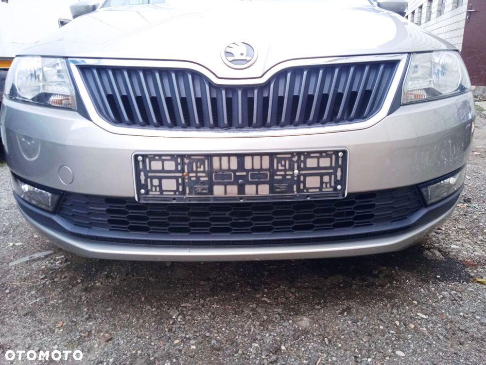 Zderzak Przód Przedni Skoda Rapid LF8H - 1