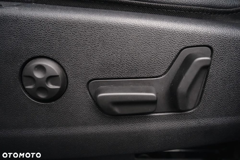 Opel Grandland X 1.6 D Start/Stop Business INNOVATION - 30