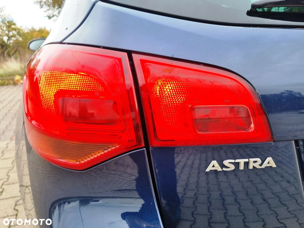Opel Astra 1.4 Turbo Sports Tourer Innovation - 12