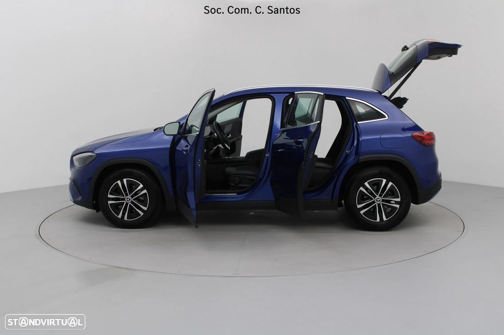 Mercedes-Benz GLA 180 d Progressive - 9