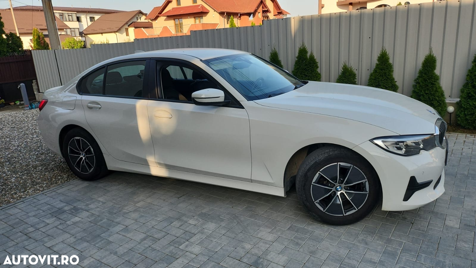 BMW Seria 3 320i Aut. Advantage - 3