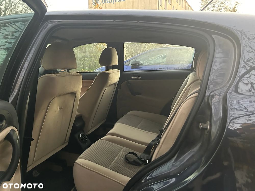 Alfa Romeo 147 1.9 JTD Distinctive - 5