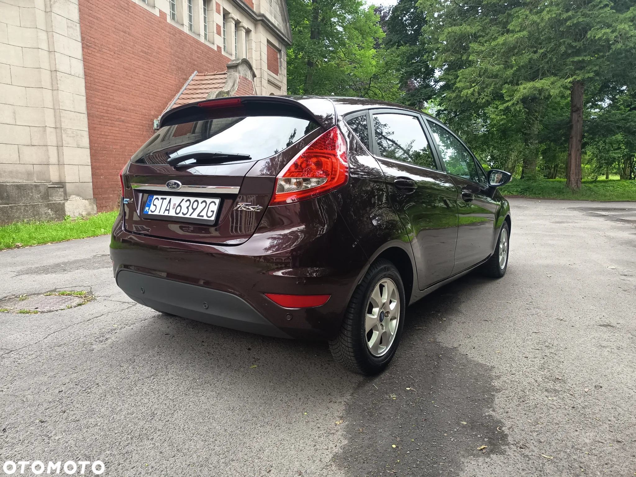 Ford Fiesta 1.6 TDCi DPF Ghia - 5