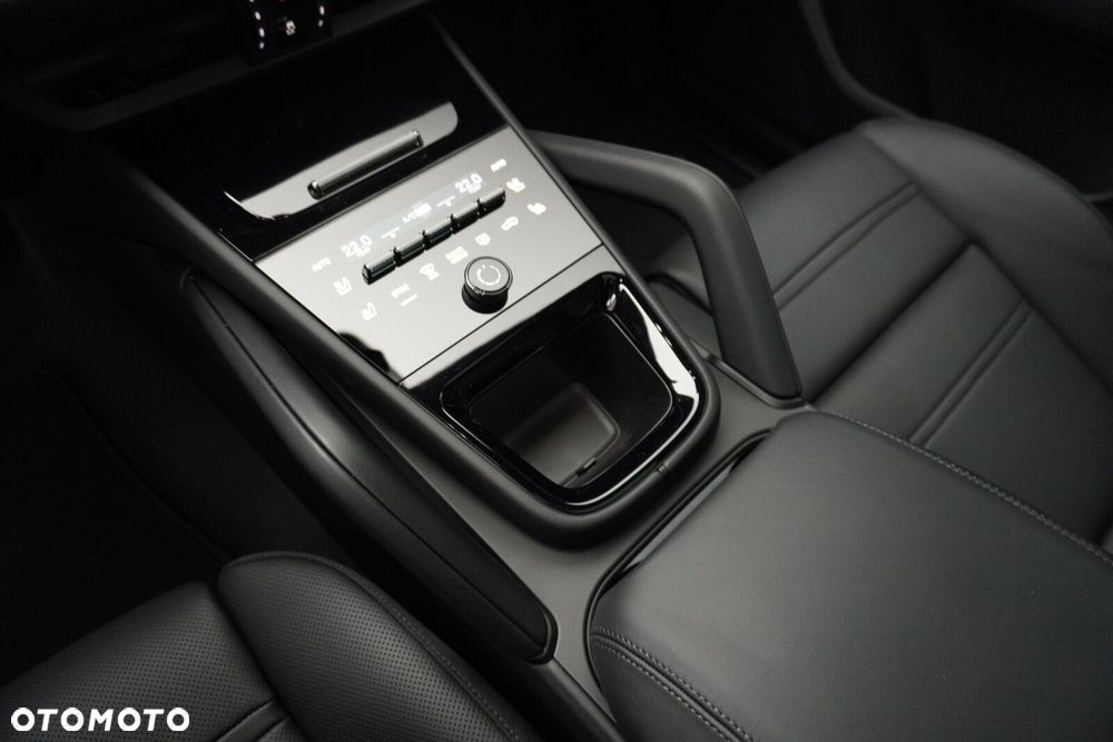 Porsche Cayenne E-Hybrid PHEV - 28