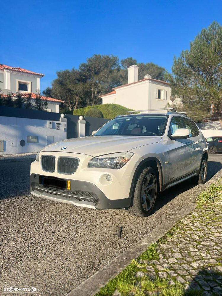 BMW X1 18 d sDrive - 1