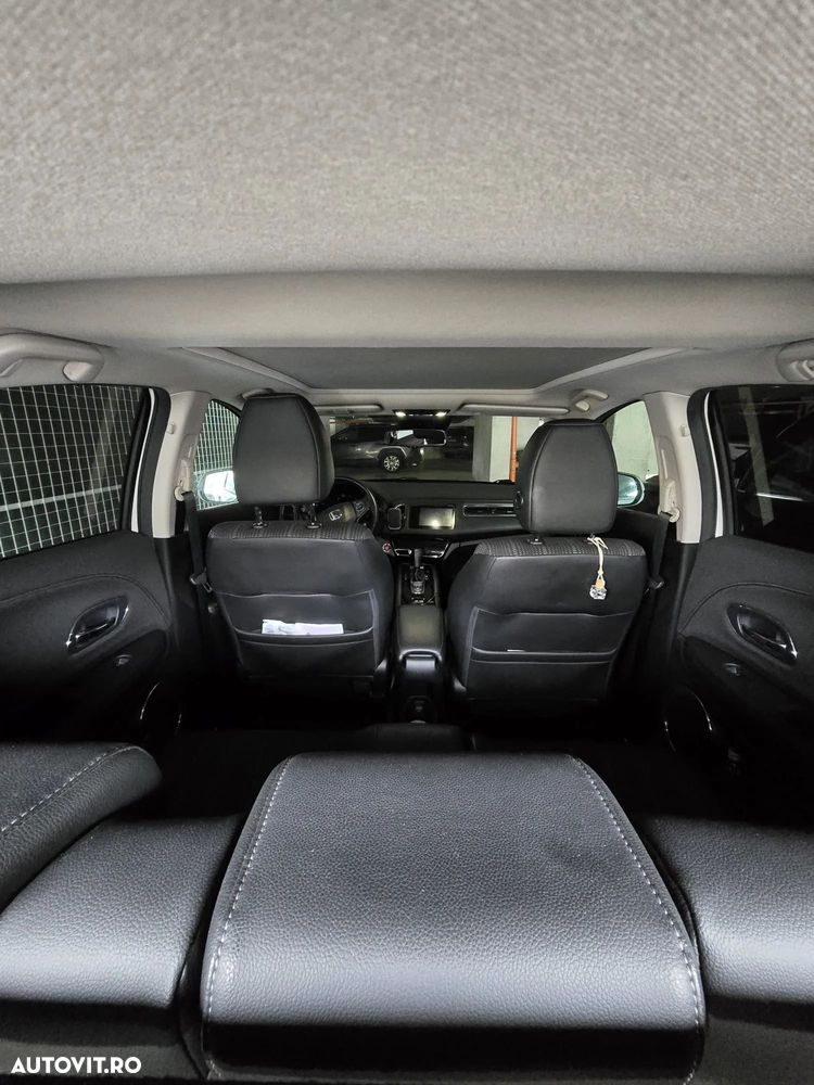 Honda HR-V 1.5 i-VTEC CVT Executive - 11