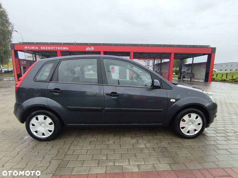 Ford Fiesta - 4
