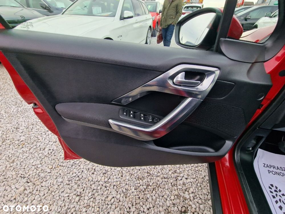 Peugeot 2008 - 10