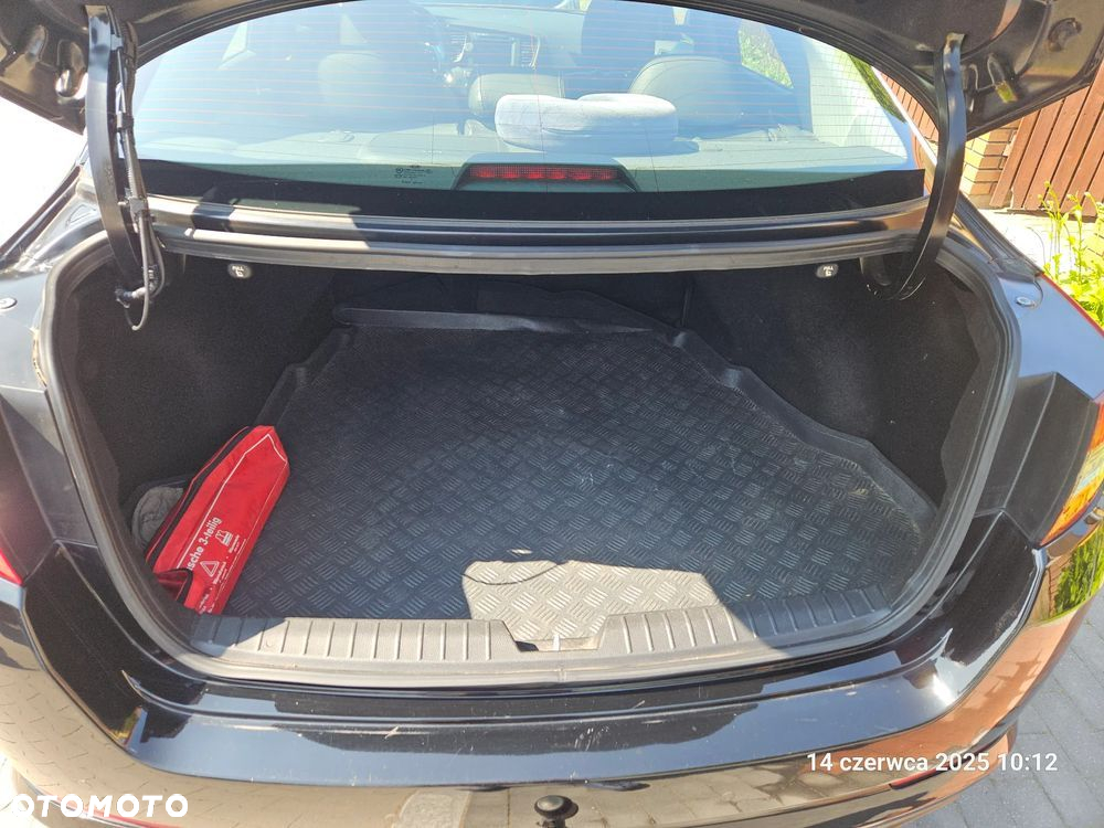 Kia Optima 1.7 CRDi XL - 10