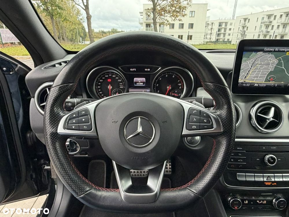 Mercedes-Benz GLA 180 7G-DCT AMG Line - 20