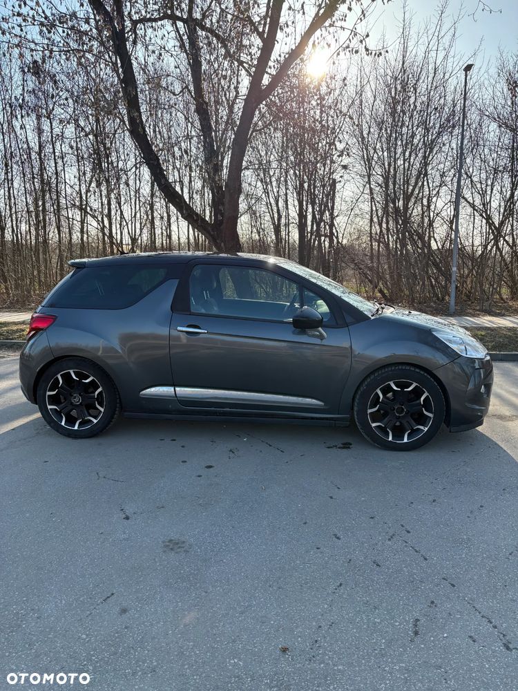 Citroën DS3 e-HDi 110 FAP SportChic - 11