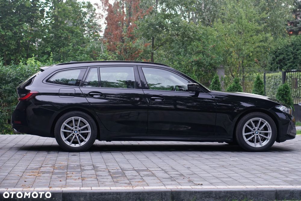 BMW Seria 3 318d - 11